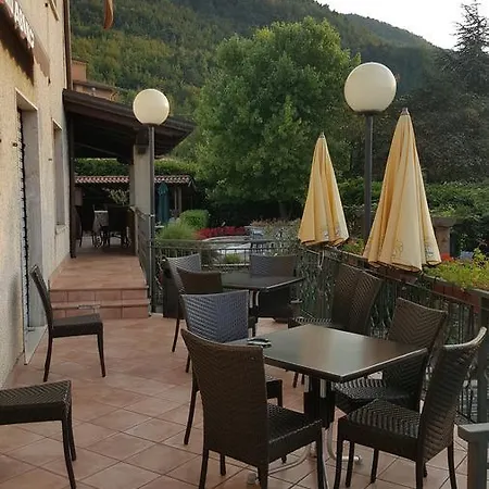فندق Ristorante Primula Bianca